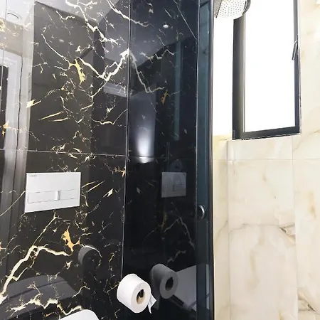 N Center By Noshi Hotel