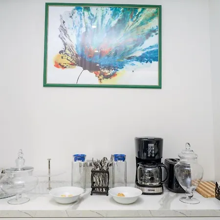 Hotel N Center By Noshi Tirana