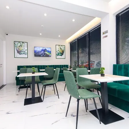 Hotel N Center By Noshi Tirana