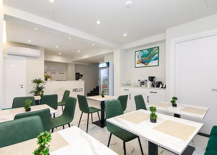 فندق N Center By Noshi تيرانا