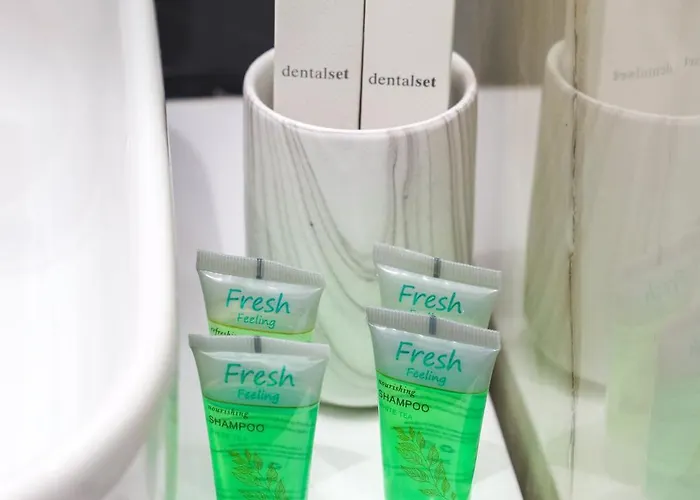 N Center By Noshi 4* تيرانا