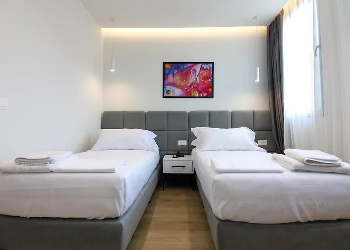 N Center By Noshi فندق 4*