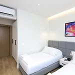Hotel N Center By Noshi Tirana