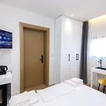 N Center By Noshi 4* טיראנה