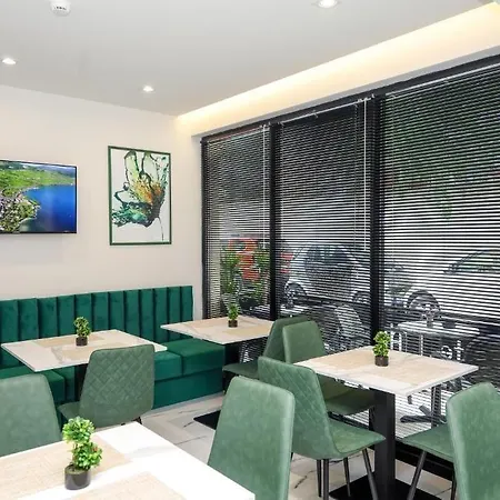 N Center By Noshi Hotel Tirana