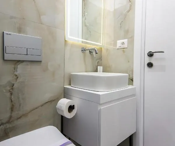 N Center By Noshi 호텔 4*