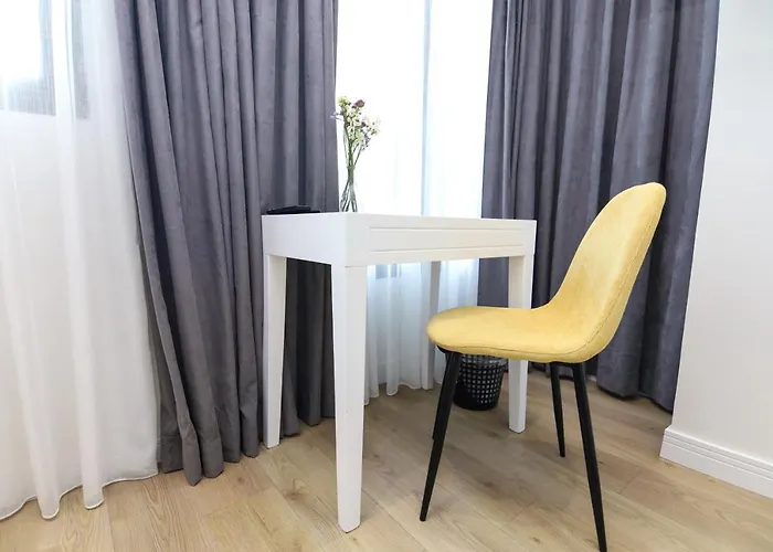 N Center By Noshi 호텔 티라나