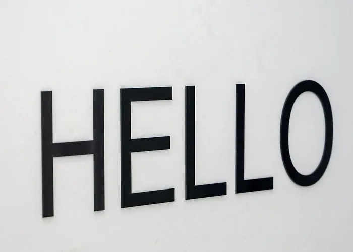 호텔 N Center By Noshi 티라나