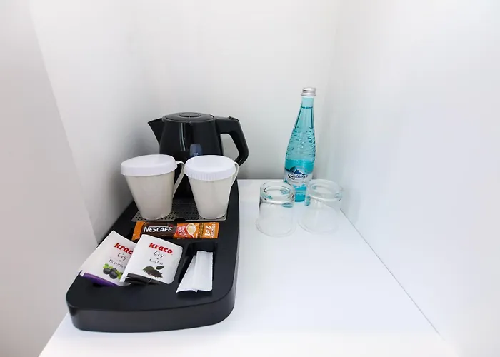 N Center By Noshi 4* 티라나