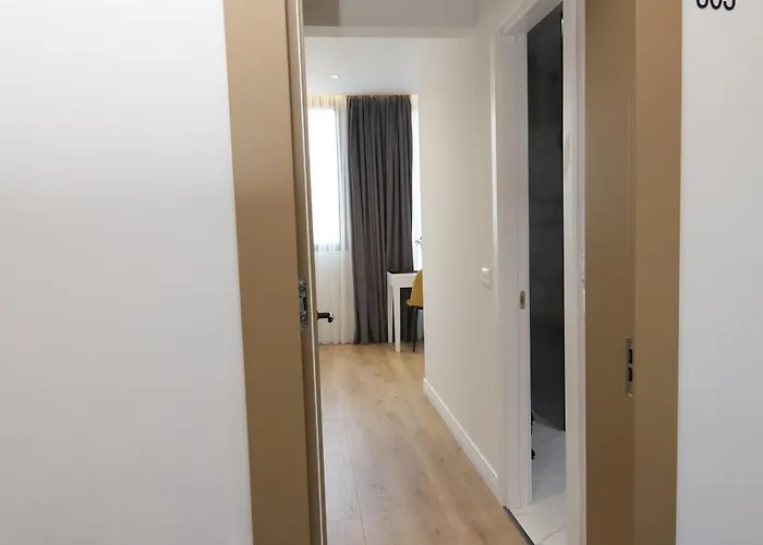 N Center By Noshi 4* Tirana